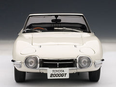 Toyota 2000GT Cabriolet, White