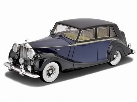 Rolls-Royce Silver Wraith Saloon, 1952, "Park Ward," Two-tone Blue & Black